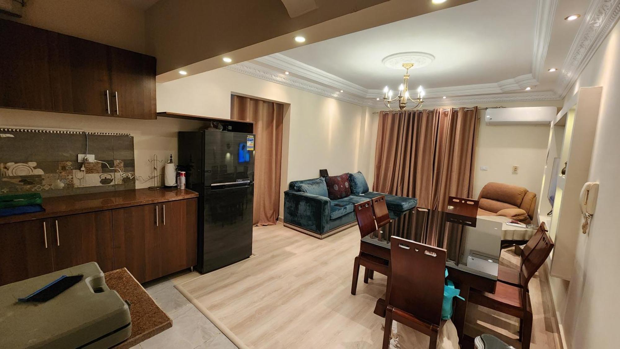 Cozy In Elsheikh Zayed 1st Floor Apartment *